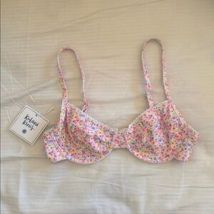 Kulani kini NWT underwire bikini top small
